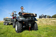 ATV med vagn och lastrack